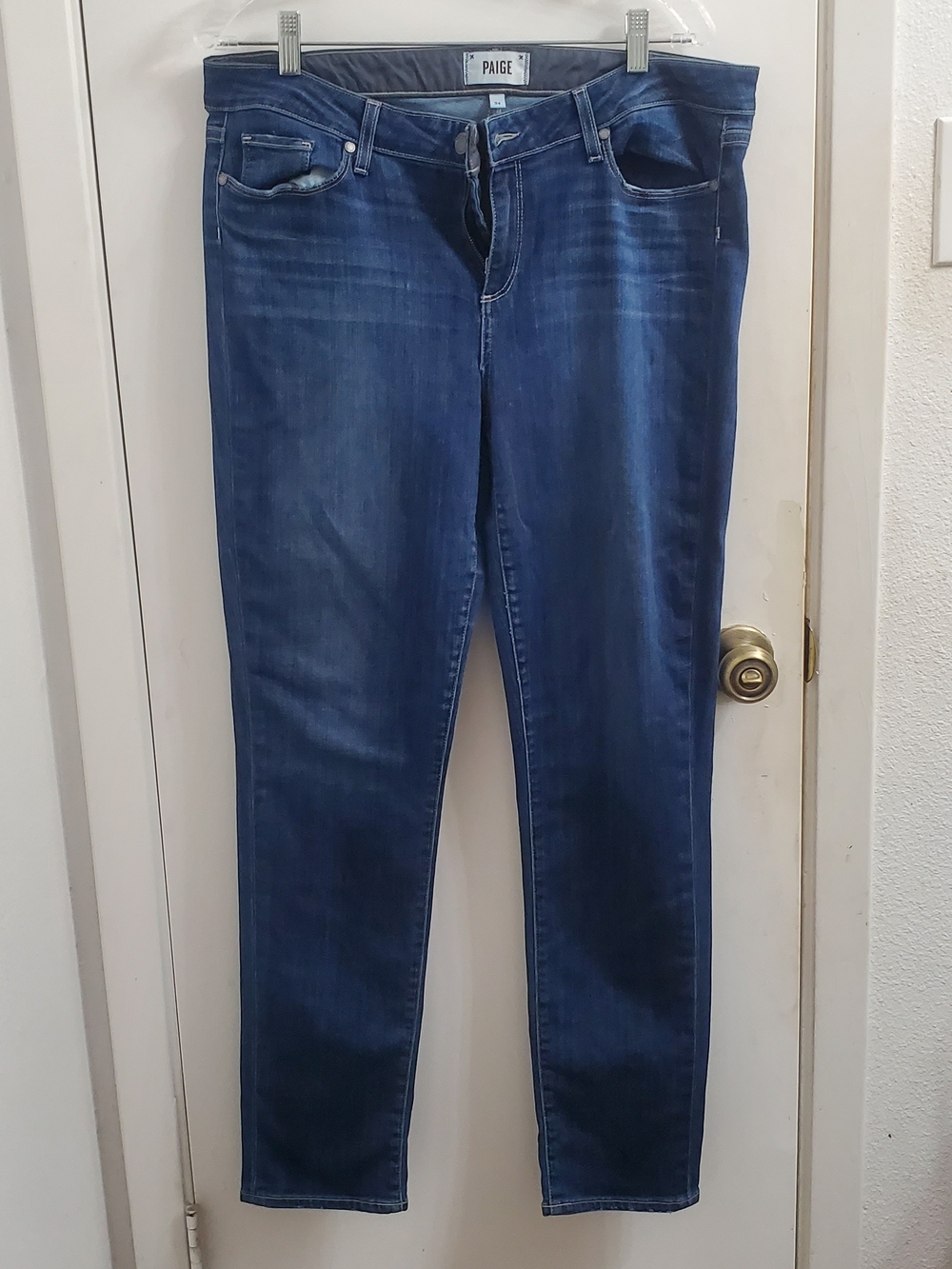 PAIGE Women's Dark Blue Stretch Skinny Skyline Jeans Women's Size 34